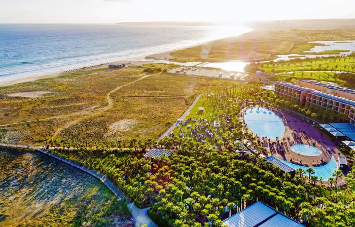 Wine & Books by the Sea, Algarve Resort