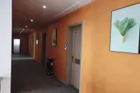 Chengwu National Day Business Hotel