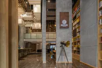 Tuyue Art Hotel（Sunshine 100 Wanda Plaza） Hotel di Weifang
