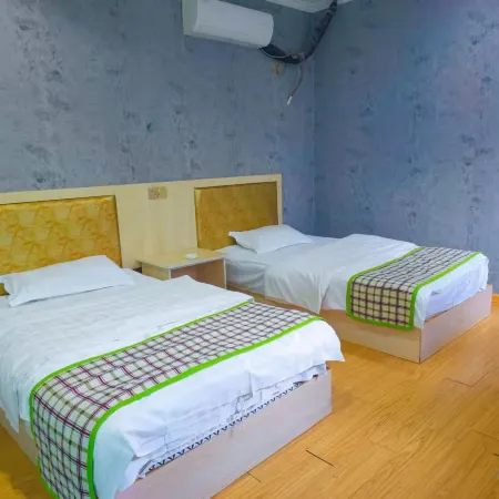 Yongcheng Lily Theme Hotel
