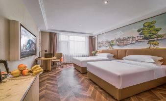 Vienna Hotel (Beijing West Railway Station Lize Business District)