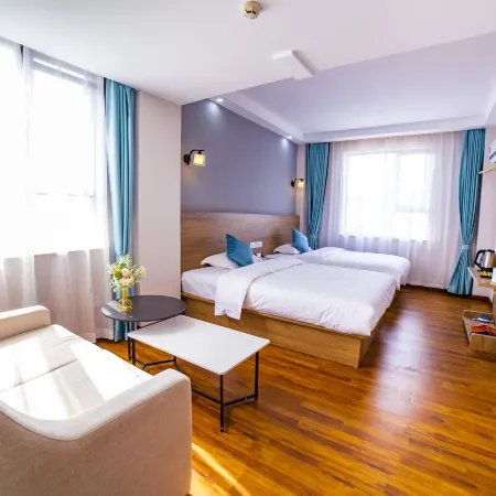 Four Seasons Hotel (Guangxi University East store in Nanning)