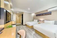 Lanou Hotel (Dongming urban and rural passenger station store)
