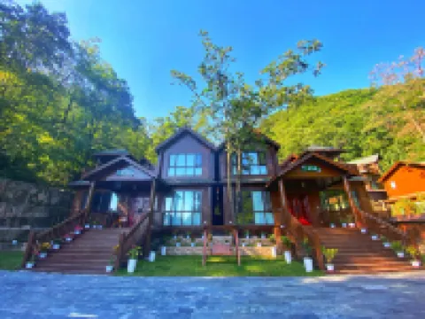 Laojieling Bishu Mountain Resort