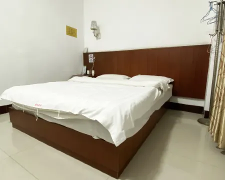Yinkai Hotel Hotel a Cangwu