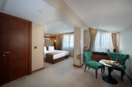 Dosso Dossi Hotels Old City