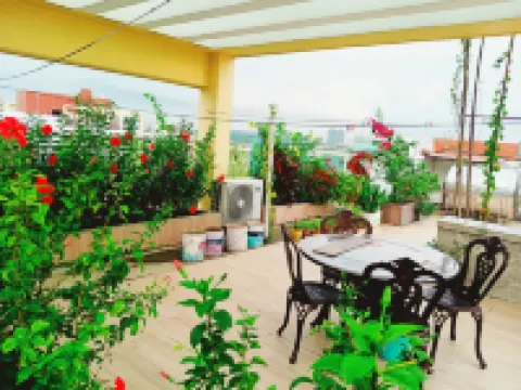 益家樂民宿（防城港北站第五中學店）