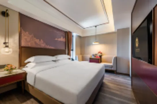 美球假日酒店（珠海拱北口岸店）