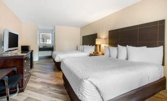 Clarion Inn & Suites Kissimmee-Lake Buena Vista South