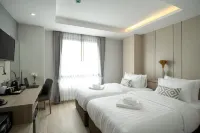 里斯基飯店-邦帕拉特站 Rama VII Bridge附近的飯店