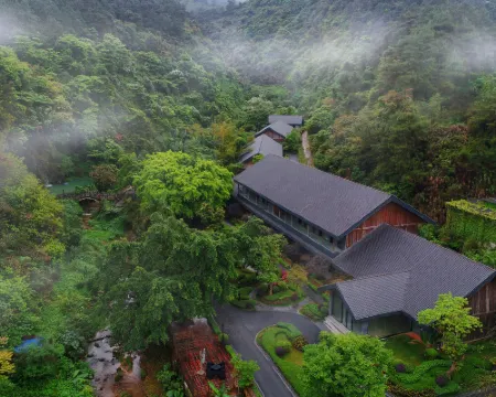 GuangYueShang Collection Panlong Valley Hotels in Guiping