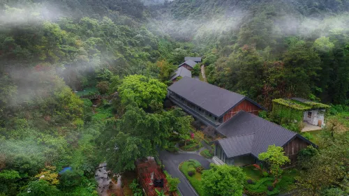GuangYueShang Collection Panlong Valley Hotels in Guiping