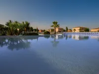 Le Domaine du Golf by Ateya Vacances Hotels in Fabregues