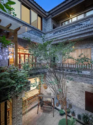 Street town, four-dimensional home