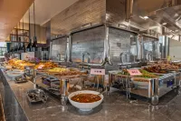 M Hotel - breakfast