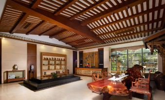Qionghai Xibo Crane Shadow Hotel