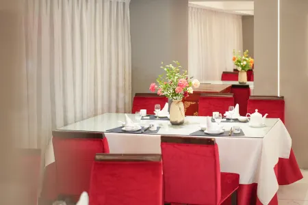 Gonghui Plaza Отели рядом с достопримечательностью «Heilongjiang University of Chinese Medicine Asset Management Department»