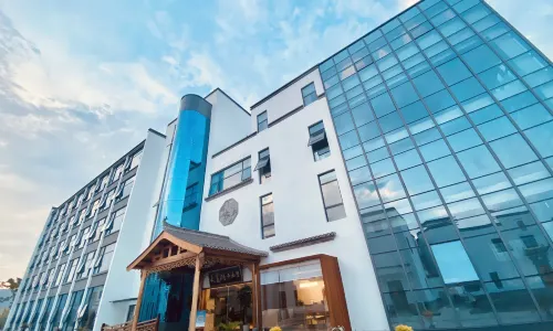 天鵝湖大飯店·黃山書畫裡