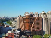 桃園尊爵大飯店 鄰近桃園中正公園的酒店