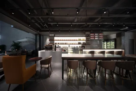 Nanjing GoldStar Hotel (Xinjiekou Deji Plaza)