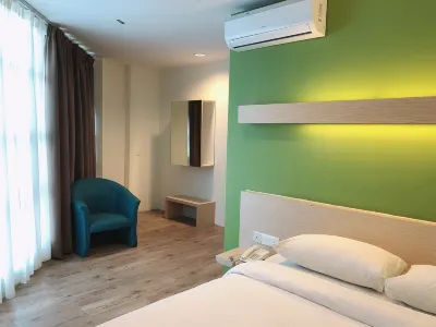 Tras Mutiara Hotel Bentong Hotels near Bentong Eco Container Campsite