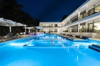 Avaton Luxury Resort - con vistas al mar