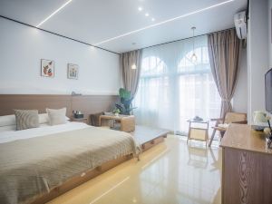 Tai Wan Holiday Hotel