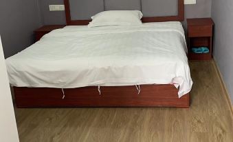 Prince Business Hotel (Yongfeng Supreme Branch)