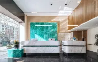 Atour Hotel (Yongkang South High-speed Railway Station International Convention and Exhibition)