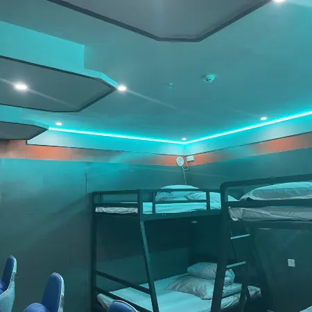 Chucheng E-sports Homestay (Xinyang Jiufang Shopping Plaza)