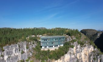 Z·Cliff Hotel