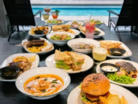 The Funny Lion - El Nido Hotels in EL Nido