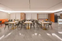 Ibis Styles Hotel (Huizhou Zhongkai High-tech Zone) - Airport Shuttle