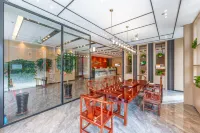 Yicheng Hotel (Xining Chengbei Wuyue Plaza Qinghai Vocational and Technical University Branch) Hôtels à : Xining