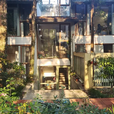 Hangzhou Lanshu Garden (Xihu Scenic Area Zoo) Отели рядом с достопримечательностью «Храм Джинси»