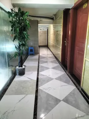 Xuanhan Haoyuan Business Hote