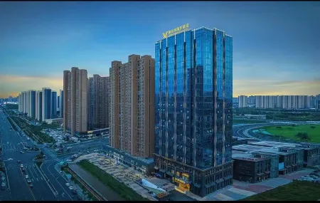 Yueyue Hotel (Wanda Plaza) Отели в г. Аньян