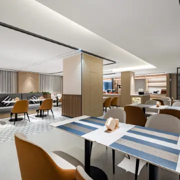 Echarm Hotel (Du'an High-speed Railway Station)