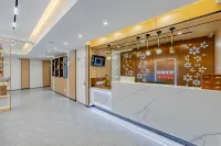 Wuhu Qingyi Riverview Hotel (Pedestrian Street)