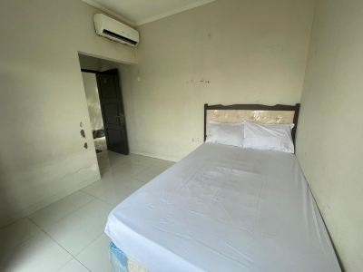 OYO 93500 Rizki Residence Tos Syariah Near PT Bank KB Bukopin Tbk