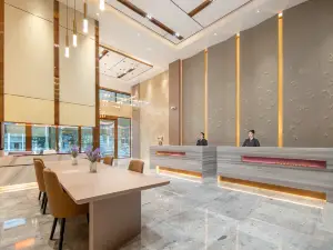 Lavande Hotel (Kangding Xinduqiao Town)
