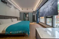 Mengluo Xinghe Homestay - บ้านพักหลังเล็ก