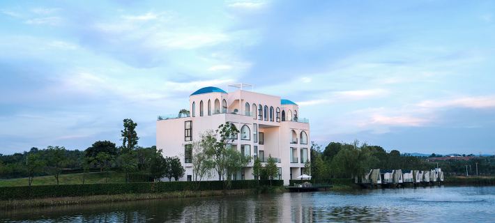 Yuzhile Family Farm Hotel Отели в г. Чанде
