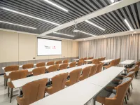 Jifeng International Hotel (Jiashi New People's Hospital Branch) Hotels in Jiashi