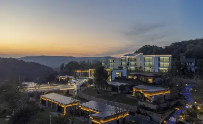 願景·詩集嶺野奢狩獵酒店 Hoteles en Chuzhou