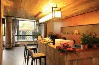 Waterfront Homestay (Shop in the Shuanglin Grass Linen Cultural Tourism Scenic Area, Fenyi)