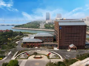 Tangshan Caofeidian Metropark Hotel