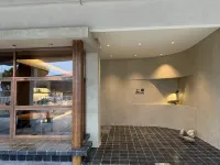 Onshore Coffee Hotel - Beach