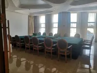 Saibei Homestay (Huiteng Xile Grassland Meet Aobao Store)
