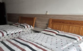 Yichang Zipeng Hotel